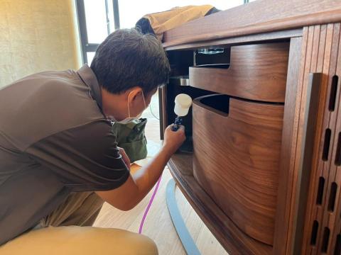 康福好居環境科技股份有限公司 - 複合式（磷灰石）可見光光觸媒持續分解有害物質。