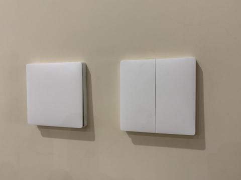 智能家居個人工作室 - 電燈開關 有許多種選擇
如何配線拉線及找到適合的開關
都需要客製化