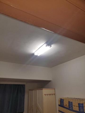 王振昌 - 連工代料安裝T8 LED山型燈附小夜燈