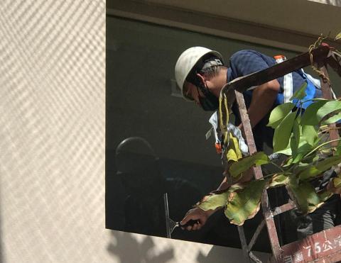 威肯環境有限公司 - 外牆玻璃清潔