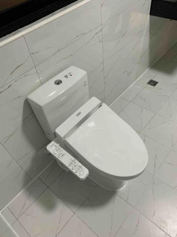 漢陽綠能 - 馬桶安裝