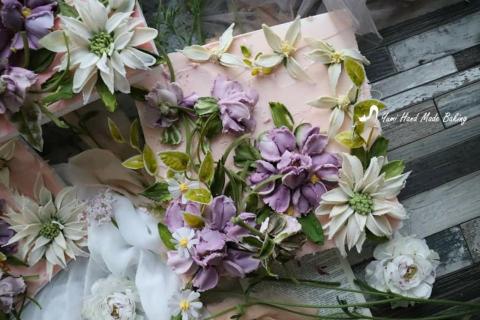Yumi手作烘焙/韓式擠花/flowers cake/香氛蠟 - 刮刀花蛋糕