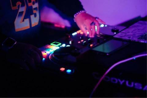 DJ Lil$un - 街舞活動