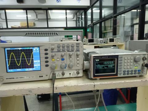 順偉科創工程室 - 