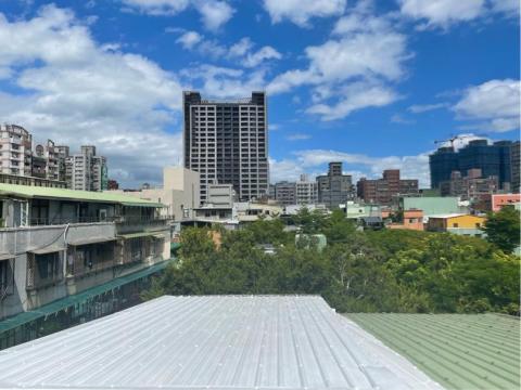 鄭登元 - 鐵皮隔熱施做