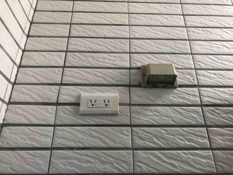 黃Sir - 更換插座/簡易行戶外防水插座