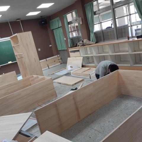策略室內裝修事業群 - 幸安小學弦樂器實木櫃,安裝 策略室內裝修事業群 - 幸安小學弦樂器實木櫃,安裝