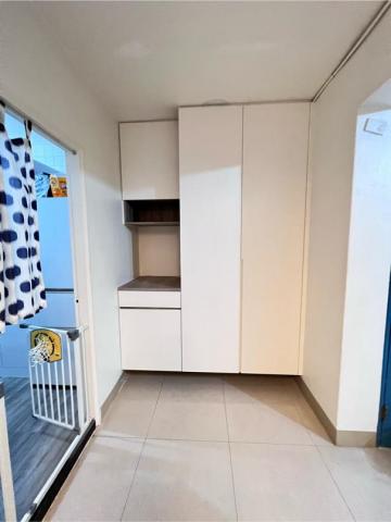 櫥櫃大小室 - #546 淺灰橡木
#201 風化木紋白
宜蘭-林先生