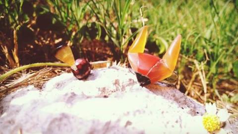 鯨島設計 ::: 52hz - 表現方式｜複合媒材（玉石、金工）