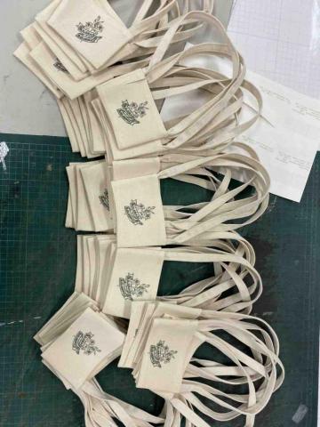 Eunice Chen - 飲料杯印製