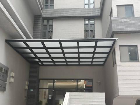 趙銘國際 - 商空大門門面遮雨棚工程