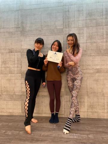 Tammy 塔米瑜珈 空中瑜珈 - 空瑜師資