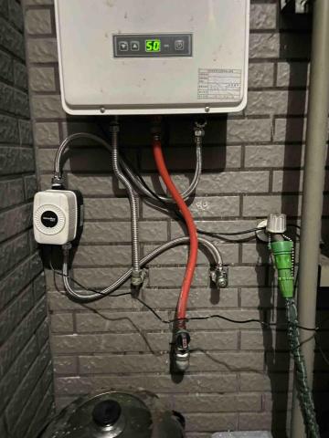 陳師傅 - 安裝熱水器加壓馬達