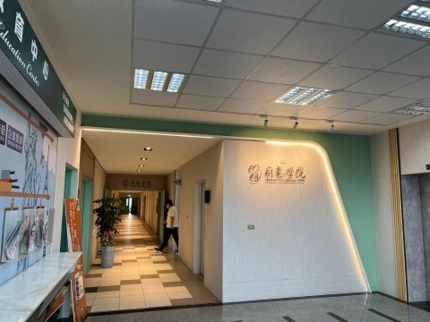 昱雅室內裝修企業有限公司 - 國立高雄餐旅大學
廊道施工完工照