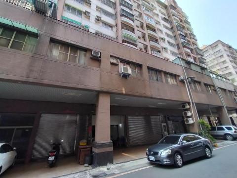 嘉豪防水工程 - 大樓磁磚清洗上金油，楠梓