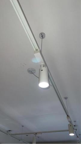 高雄燈飾 - 軌道燈安裝