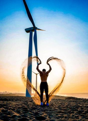 ＿zy31＿ - No matter how perfect the day is, it always has the end 