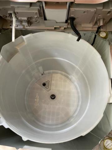 廖師傅 - 直立洗衣機清洗後