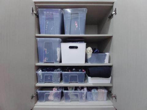 整齊癒家 | 整理顧問  - 優先善用原有收納盒，並提供新的收納盒建議。
