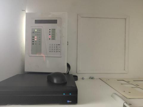 銘創科技有限公司 - 住家攝影機新增
保全主機移機
客戶的家就是要用的美觀 銘創科技有限公司 - 住家攝影機新增
保全主機移機
客戶的家就是要用的美觀