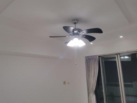 謝昇諺 - 吊扇燈安裝 謝昇諺 - 吊扇燈安裝