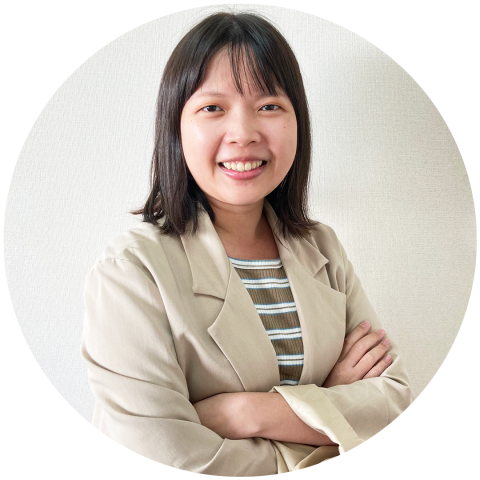 提供翻译i服務的專家周毓秀