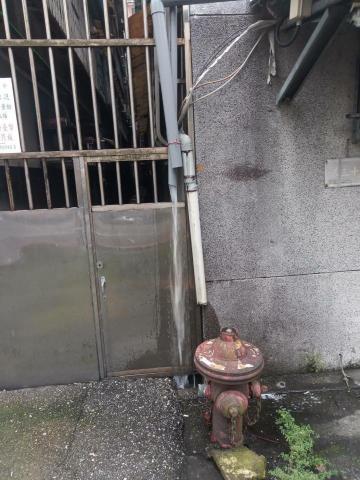 佳益家事家事服務部 - 舊公寓廢除排水管內管改接室外明管