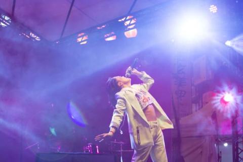 熠彩攝影 - 戴愛玲