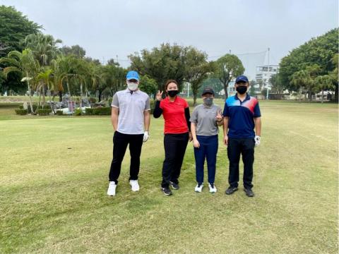 Jane’s cheerful golf - _