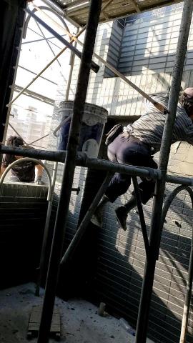 順玥填縫工班 - 師傅現場泥作施工