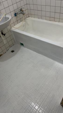 軍睿專業拆除工程 - 廁所防水漆