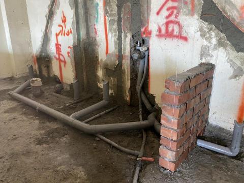 何主興 - 新增1樓廁所給排水電