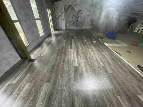 超群室內裝修 - 塑膠地板