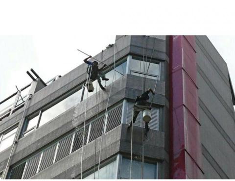 裝修-清潔-防水-馬姐 - 外牆瓷磚百葉窗清潔