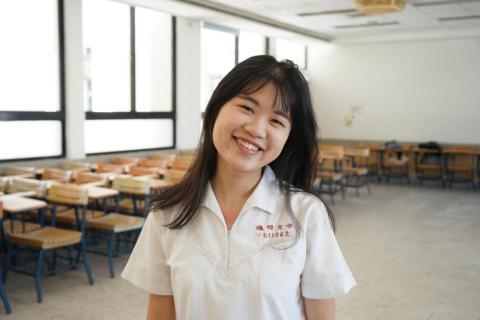 提供deeplpro破解服務的專家林宜臻