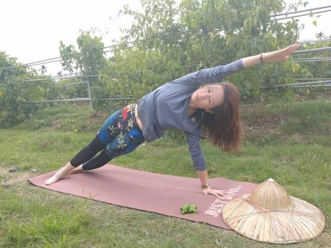 提供瑜珈提斯服務的專家Karen 