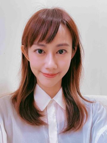 提供翻译i服務的專家簡佳卉