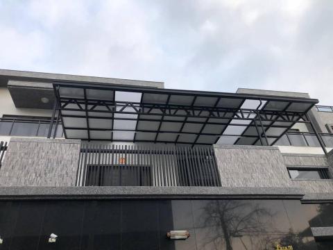 泓勝企業社 - 不鏽鋼採光罩/塑鋁板.PC板