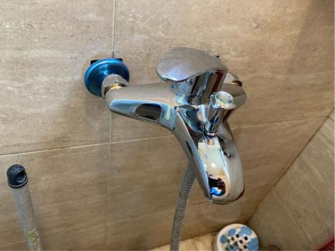 俊霆家庭宅修 - 客戶更換浴室沐洽龍頭組