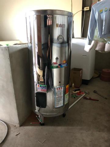 易遠水電 - 儲熱式電熱水器安裝