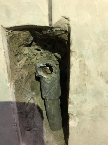 易遠水電 - 冷水管牙裂漏水處理