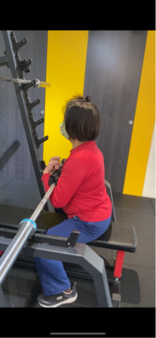 賴妤捷 - 假裝在抱小孩