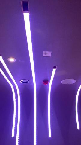 宏武壁布 壁紙 工作室 - 壁布連凹燈孔（圓弧造型）