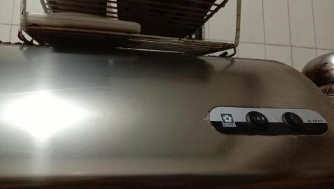 凡蓉精品藝術修護美容/居家店面裝璜瑕疵舊翻新/傢俱皮件精品美 - 廚俱廚房流理台高溫殺菌清潔 凡蓉精品藝術修護美容/居家店面裝璜瑕疵舊翻新/傢俱皮件精品美 - 廚俱廚房流理台高溫殺菌清潔