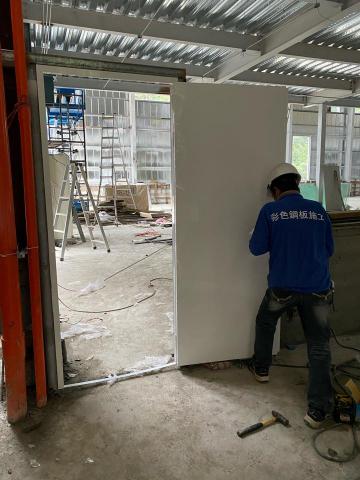 正發行 - 白鐵門安裝