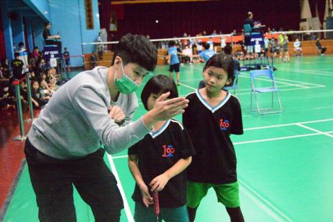 羽球教練-張寒吉 - 