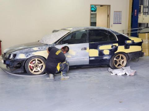 順騰汽車 - 鈑噴