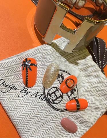 提供美甲師服務的專家郭品函