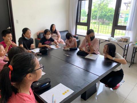 黃子芸 - 兒童英語教學志工