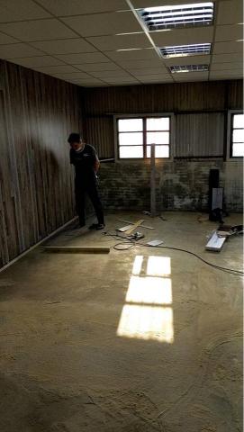 春石工作室 -  春石工作室 -